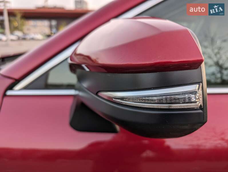 Внедорожник / Кроссовер Toyota Venza 2021 в Киеве