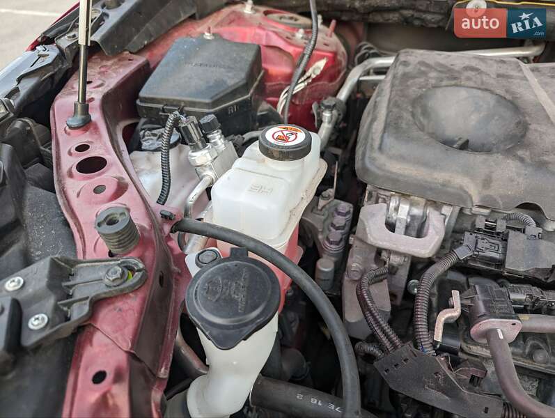 Внедорожник / Кроссовер Toyota Venza 2021 в Киеве