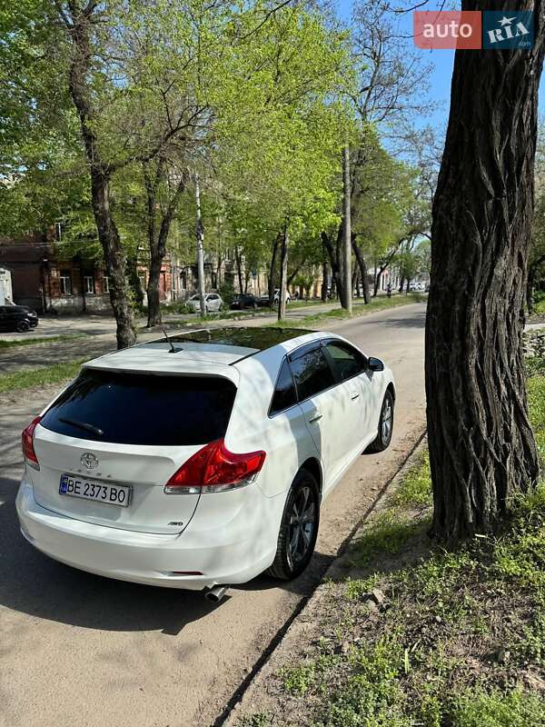 Внедорожник / Кроссовер Toyota Venza 2011 в Днепре