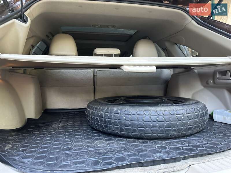 Позашляховик / Кросовер Toyota Venza 2011 в Миколаєві