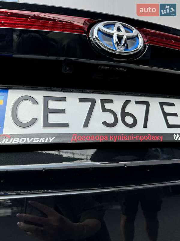 Позашляховик / Кросовер Toyota Venza 2021 в Чернівцях