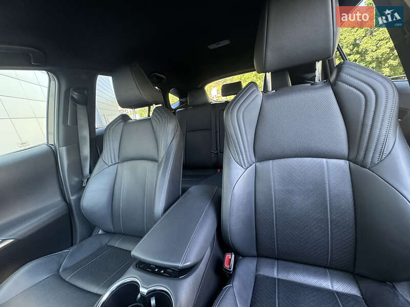 Позашляховик / Кросовер Toyota Venza 2021 в Києві фото 14 Позашляховик / Кросовер Toyota Venza 2021 в Києві