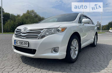 Позашляховик / Кросовер Toyota Venza 2011 в Львові