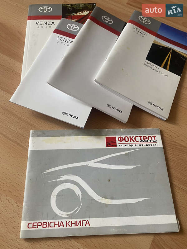 Внедорожник / Кроссовер Toyota Venza 2010 в Черкассах