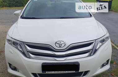 Внедорожник / Кроссовер Toyota Venza 2013 в Запорожье