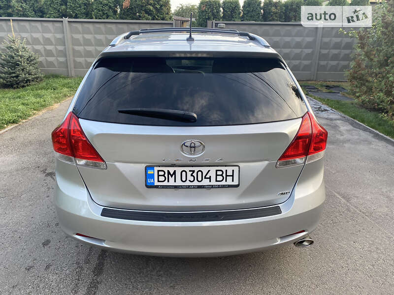 Внедорожник / Кроссовер Toyota Venza 2010 в Конотопе