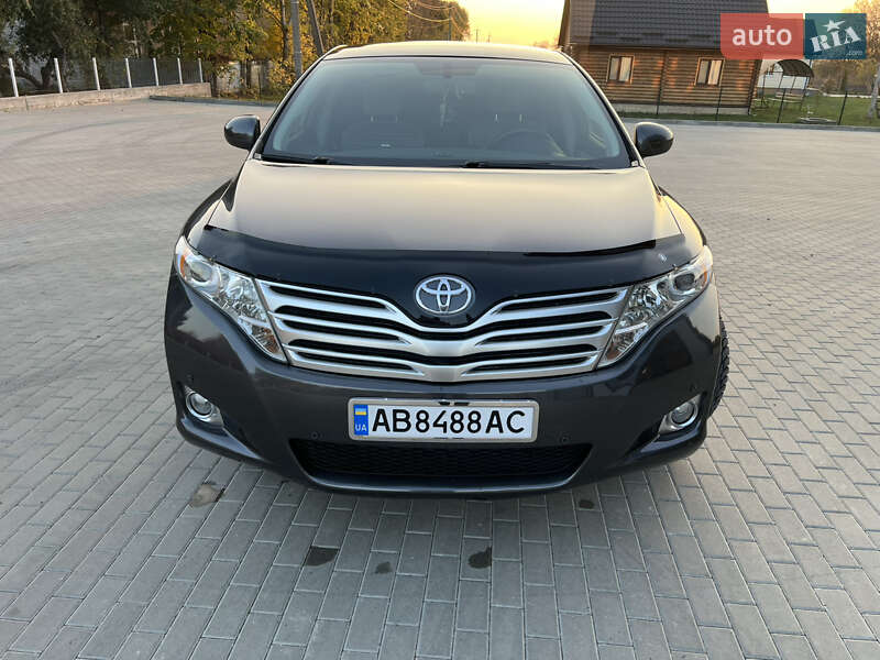 Позашляховик / Кросовер Toyota Venza 2011 в Бершаді