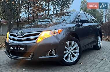 Позашляховик / Кросовер Toyota Venza 2015 в Миколаєві