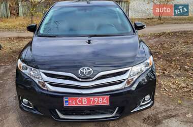 Позашляховик / Кросовер Toyota Venza 2014 в Харкові