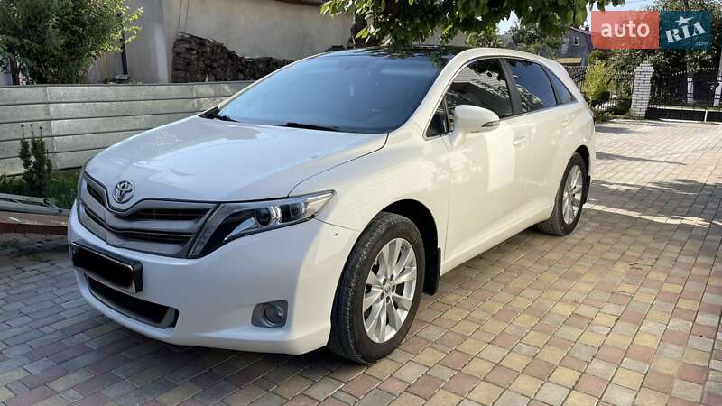 Внедорожник / Кроссовер Toyota Venza 2013 в Дунаевцах