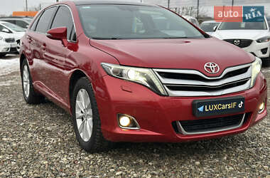 Позашляховик / Кросовер Toyota Venza 2013 в Івано-Франківську