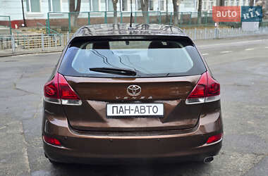 Позашляховик / Кросовер Toyota Venza 2013 в Києві