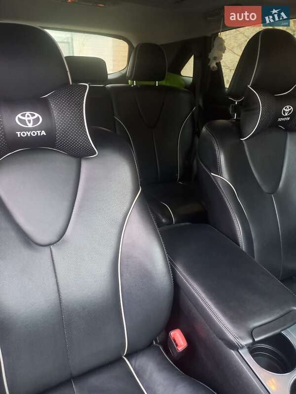 Позашляховик / Кросовер Toyota Venza 2013 в Одесі