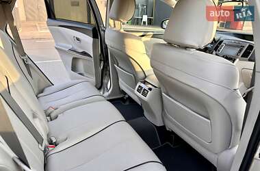 Внедорожник / Кроссовер Toyota Venza 2010 в 