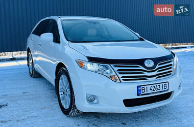 Внедорожник / Кроссовер Toyota Venza 2010 в Полтаве