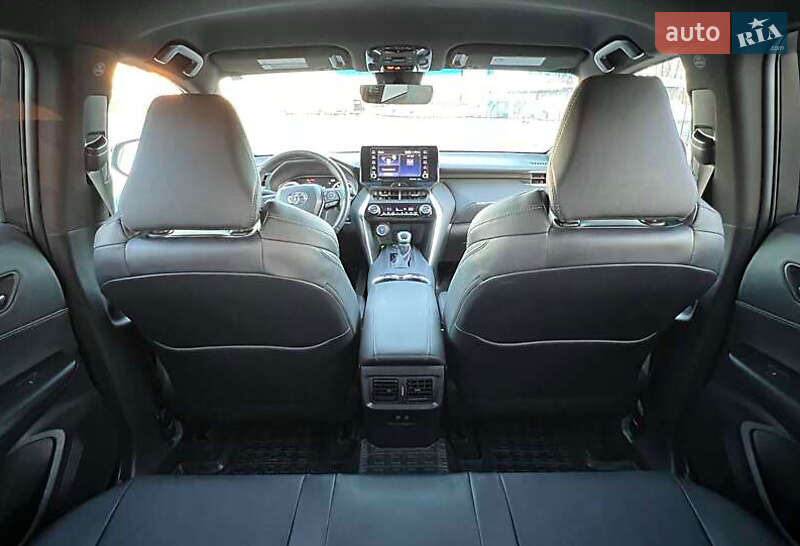 Позашляховик / Кросовер Toyota Venza 2021 в Львові