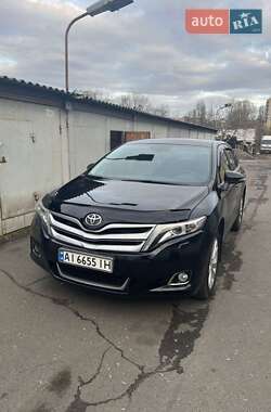 Позашляховик / Кросовер Toyota Venza 2013 в Києві