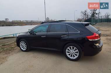 Позашляховик / Кросовер Toyota Venza 2011 в Івано-Франківську
