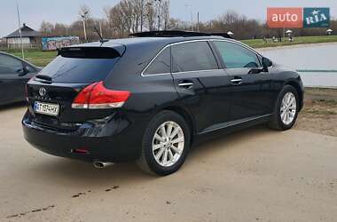 Позашляховик / Кросовер Toyota Venza 2011 в Івано-Франківську