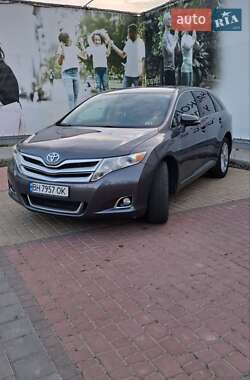 Внедорожник / Кроссовер Toyota Venza 2015 в 