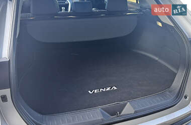 Внедорожник / Кроссовер Toyota Venza 2021 в 