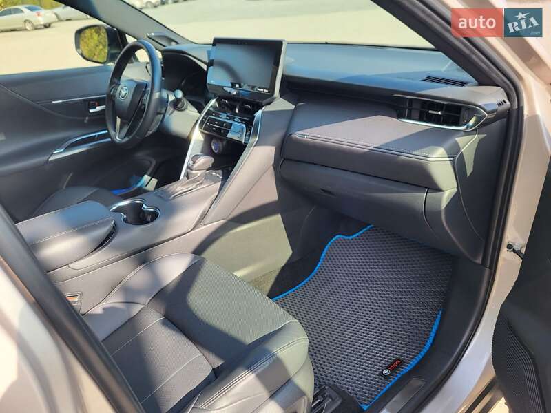 Позашляховик / Кросовер Toyota Venza 2022 в Запоріжжі