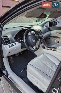 Внедорожник / Кроссовер Toyota Venza 2010 в 