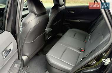 Позашляховик / Кросовер Toyota Venza 2024 в 