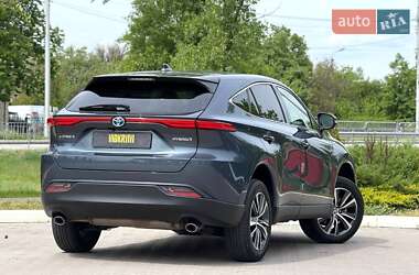Позашляховик / Кросовер Toyota Venza 2021 в 