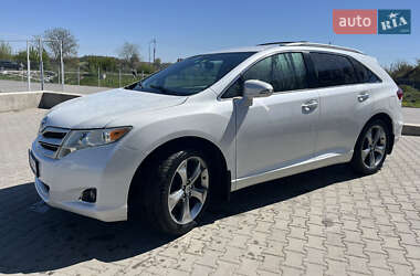 Внедорожник / Кроссовер Toyota Venza 2015 в 