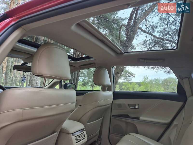 Позашляховик / Кросовер Toyota Venza 2012 в Дніпрі