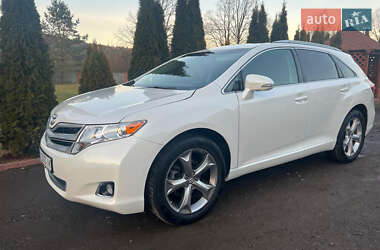 Позашляховик / Кросовер Toyota Venza 2013 в 