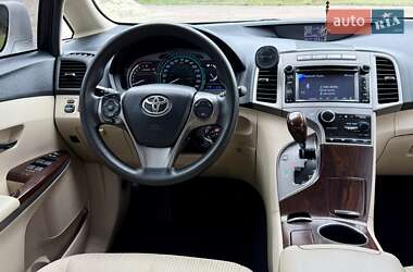 Внедорожник / Кроссовер Toyota Venza 2013 в 