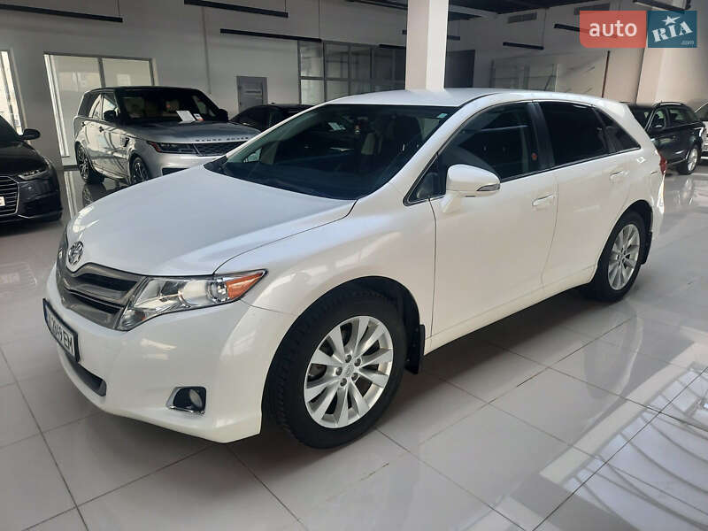 Позашляховик / Кросовер Toyota Venza 2014 в Хмельницькому