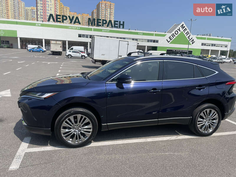 Позашляховик / Кросовер Toyota Venza 2022 в Києві