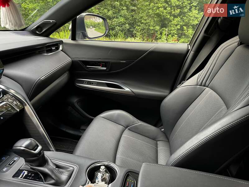 Внедорожник / Кроссовер Toyota Venza 2021 в Полтаве