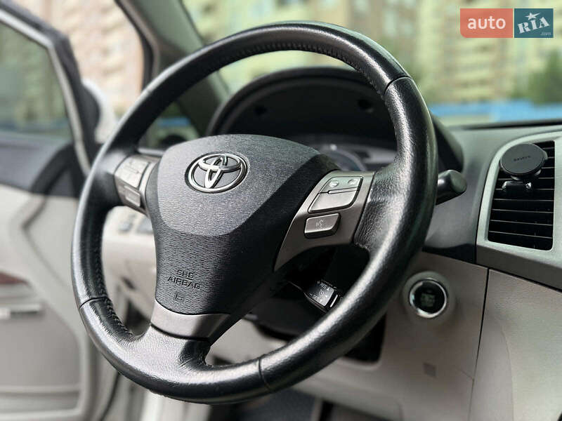 Внедорожник / Кроссовер Toyota Venza 2009 в Одессе