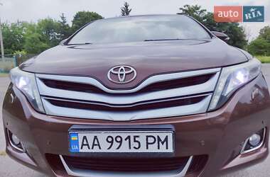Внедорожник / Кроссовер Toyota Venza 2015 в 