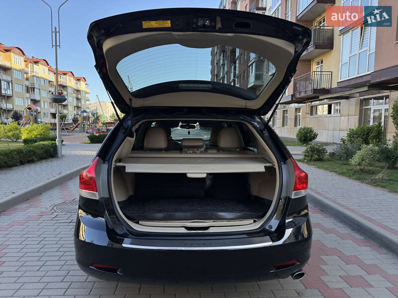 Внедорожник / Кроссовер Toyota Venza 2010 в Житомире