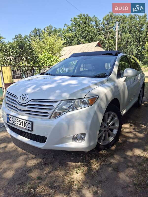 Позашляховик / Кросовер Toyota Venza 2011 в Новоархангельську