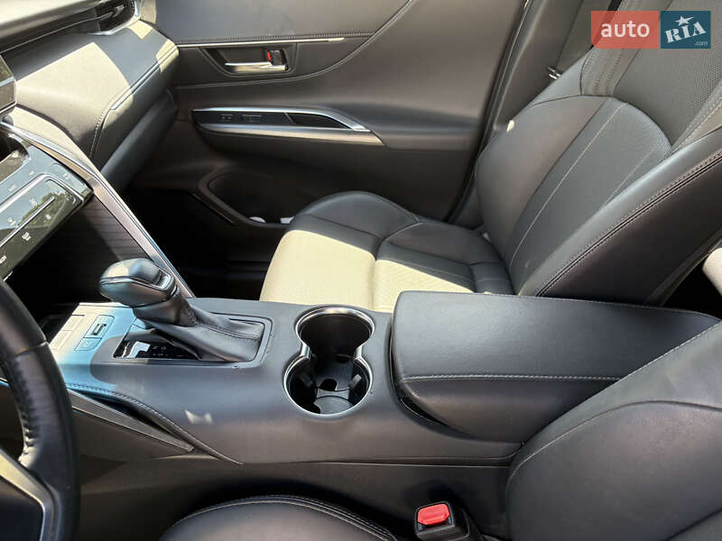 Внедорожник / Кроссовер Toyota Venza 2021 в Киеве