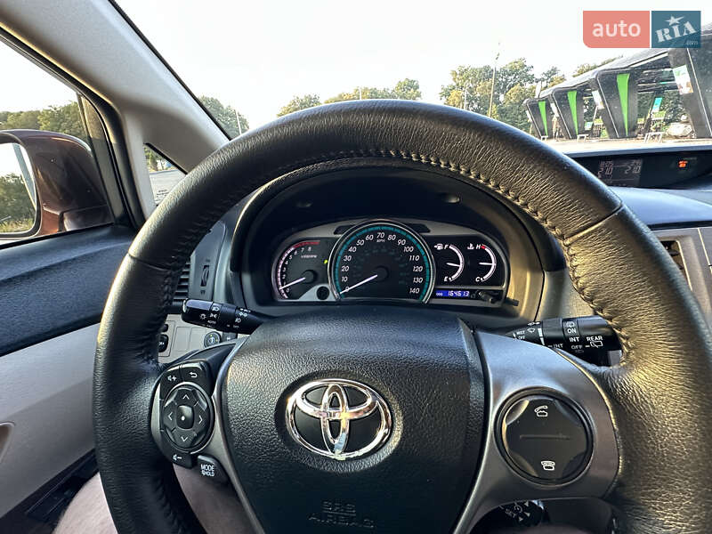 Внедорожник / Кроссовер Toyota Venza 2012 в Виннице