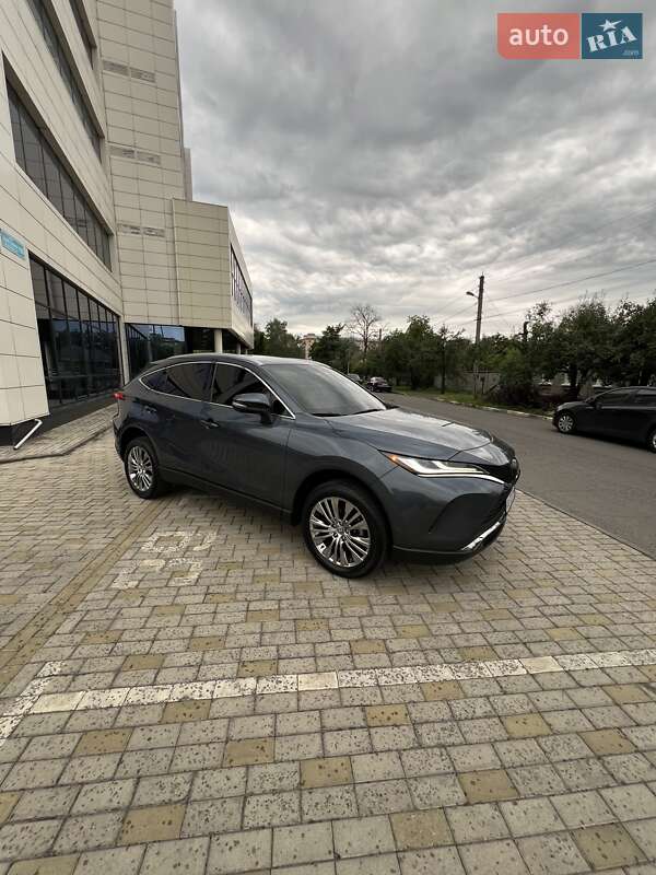 Внедорожник / Кроссовер Toyota Venza 2022 в Харькове