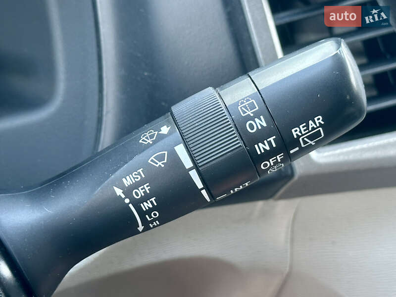 Позашляховик / Кросовер Toyota Venza 2013 в Києві