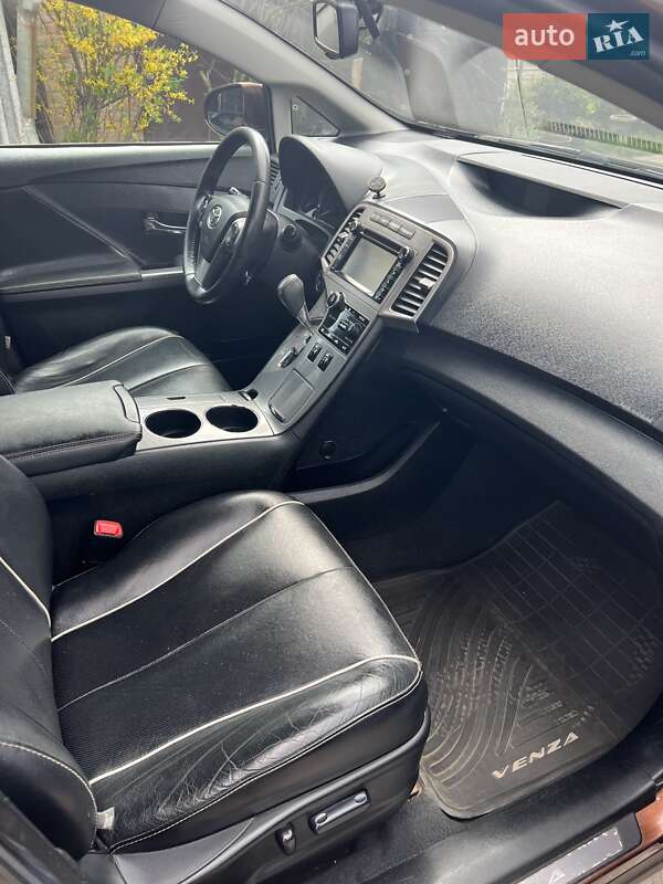 Внедорожник / Кроссовер Toyota Venza 2013 в Ровно фото 6 Внедорожник / Кроссовер Toyota Venza 2013 в Ровно