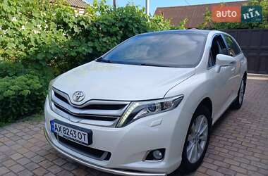 Позашляховик / Кросовер Toyota Venza 2014 в Охтирці