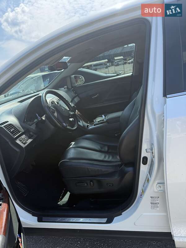 Внедорожник / Кроссовер Toyota Venza 2013 в Харькове