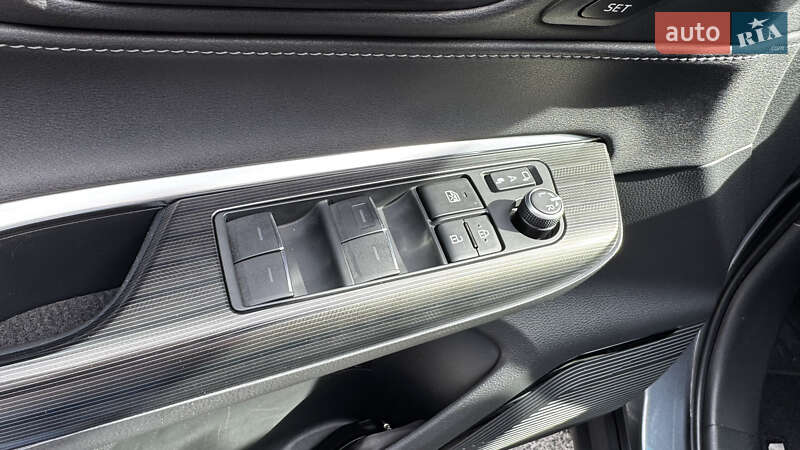 Позашляховик / Кросовер Toyota Venza 2020 в Кропивницькому