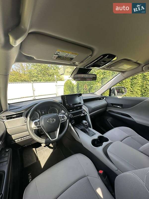 Внедорожник / Кроссовер Toyota Venza 2020 в Львове