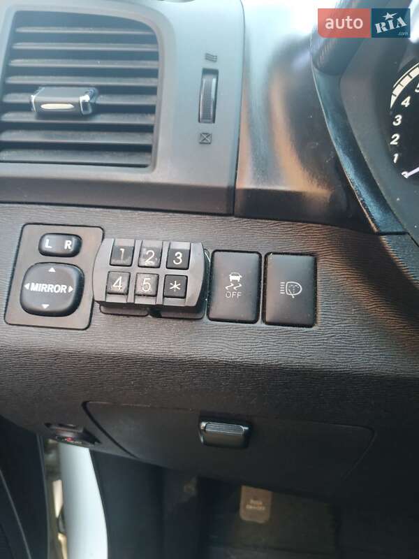 Позашляховик / Кросовер Toyota Venza 2014 в Бориславі